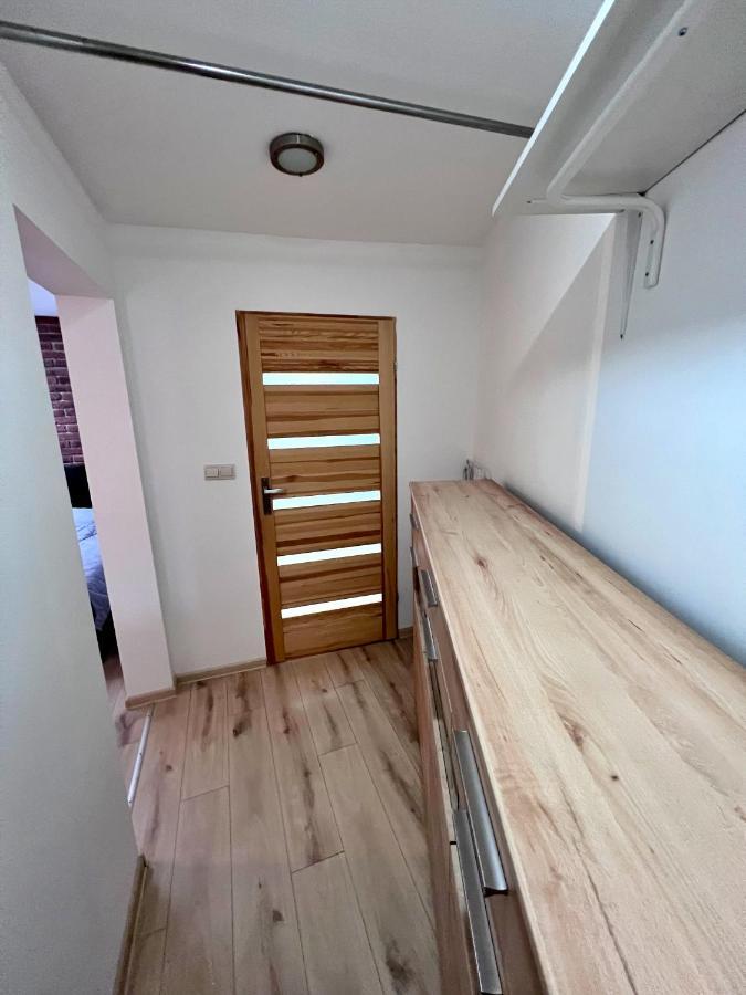 Apartment W Samym Centrum Jeleniej Gory *